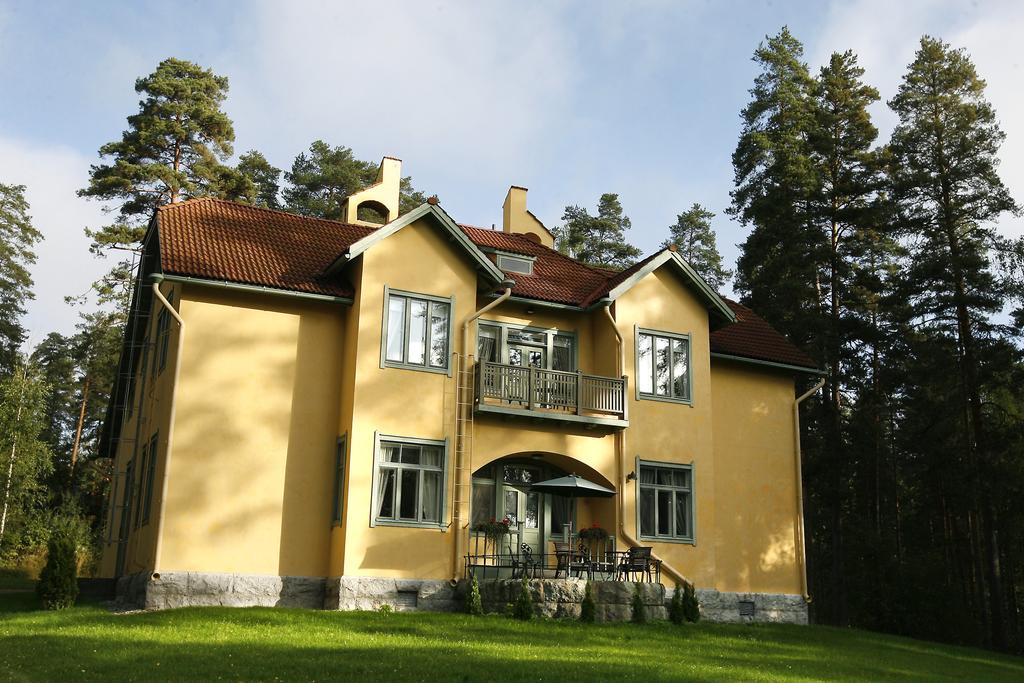 Urhola, Kruunupuisto Hotelli Punkaharju